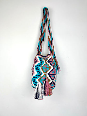 Bella Wayuu Bucket Bag