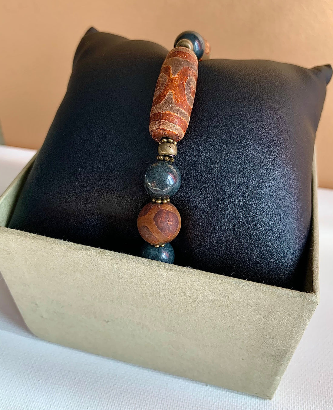 Menβs Jade and DZI Stone Bracelet