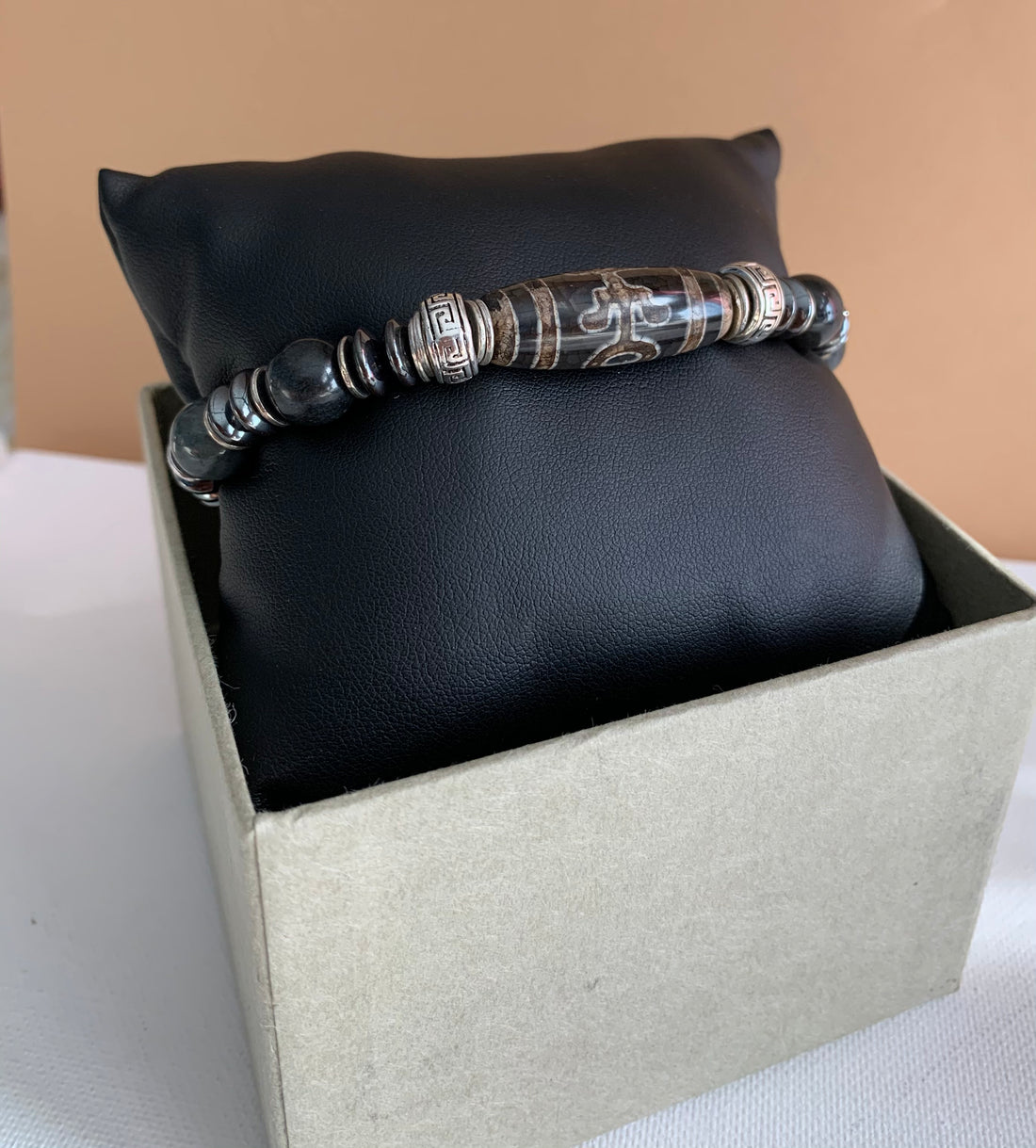 Menβs Jade and Tibetan Stone Bracelet