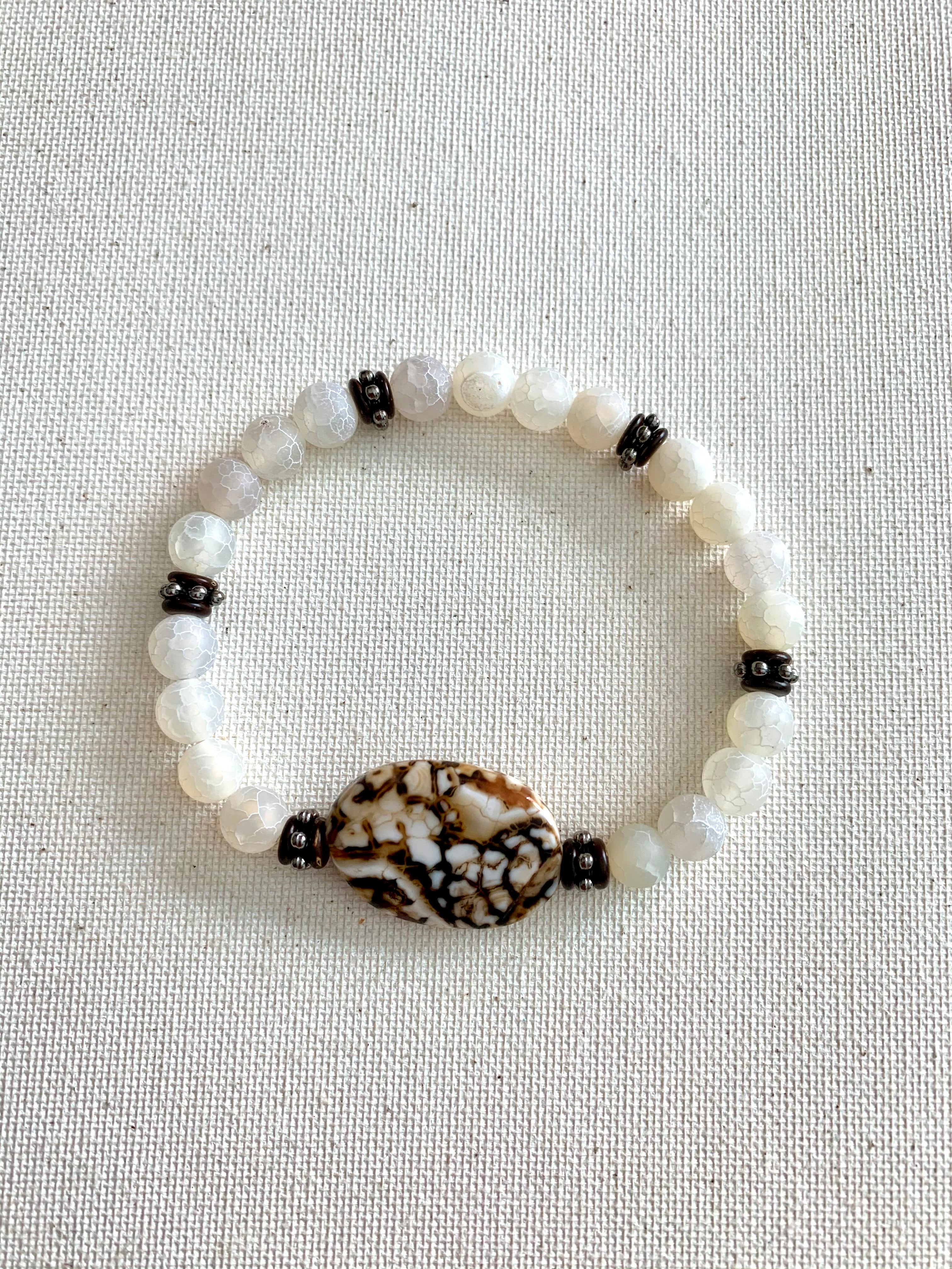 Crackled Quartz and Agate Stone Bracelet