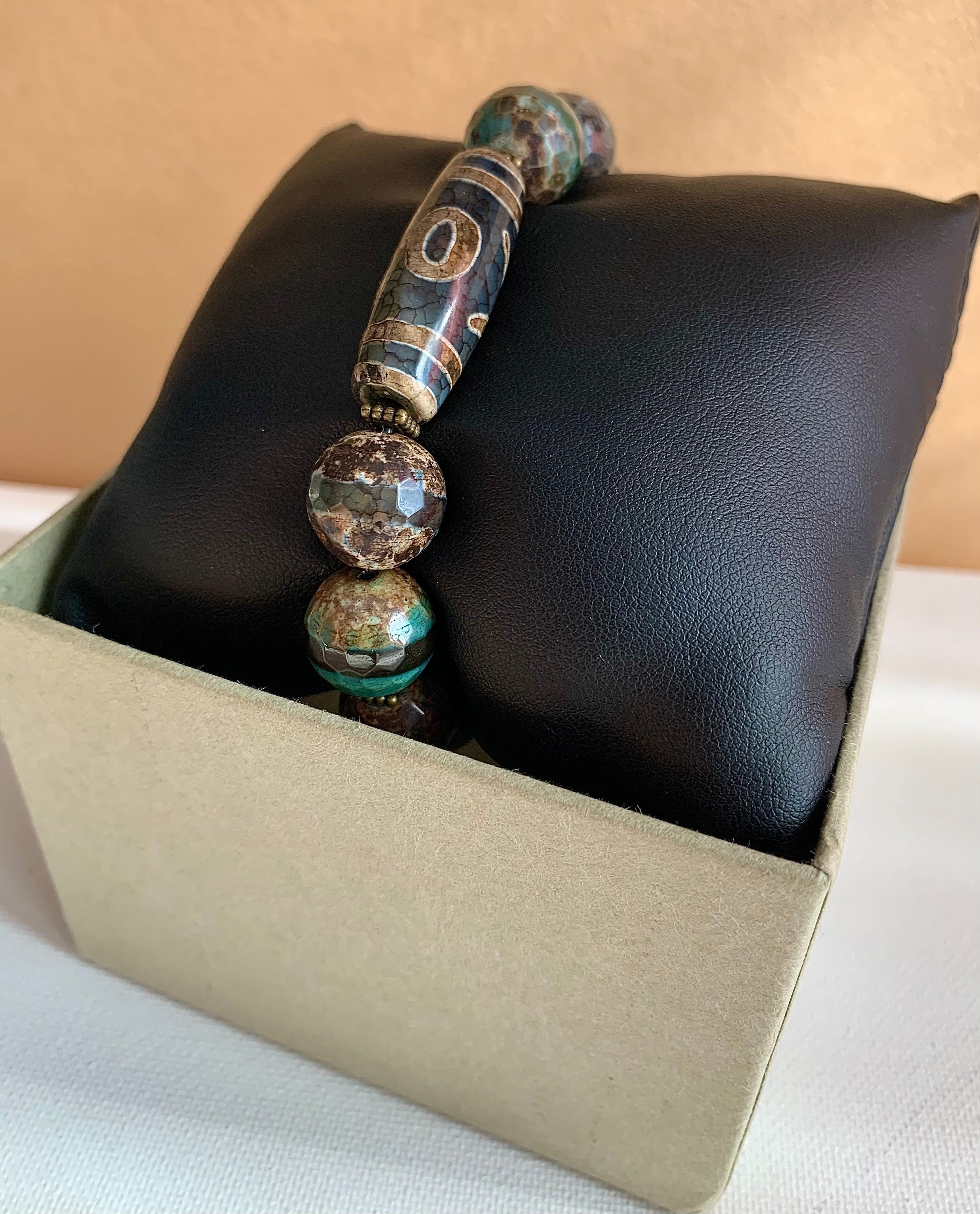 Tibetan and Faceted Agate Stone Bracelet