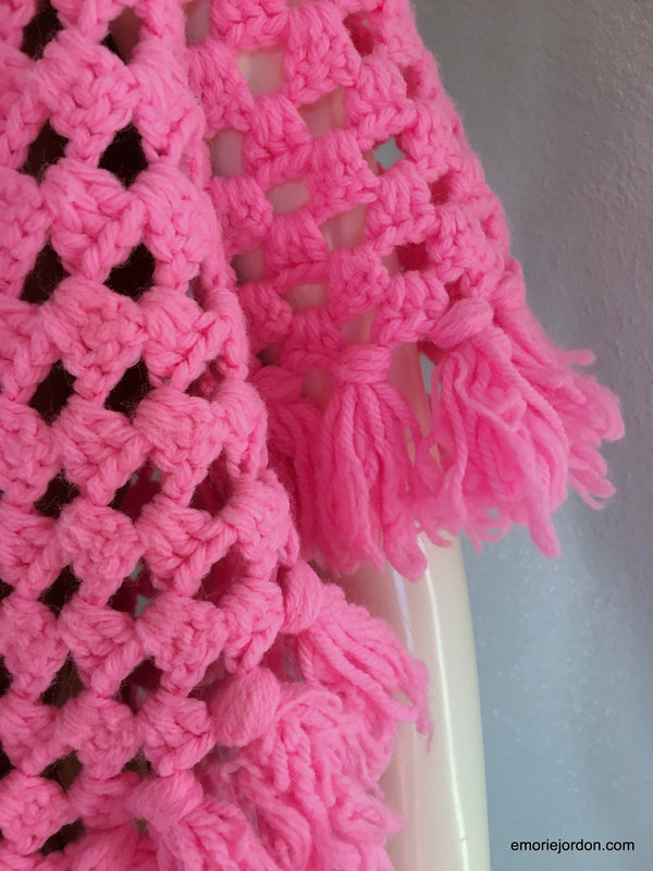 Vintage: Handmde Barbie Pink Crochet Wrap
