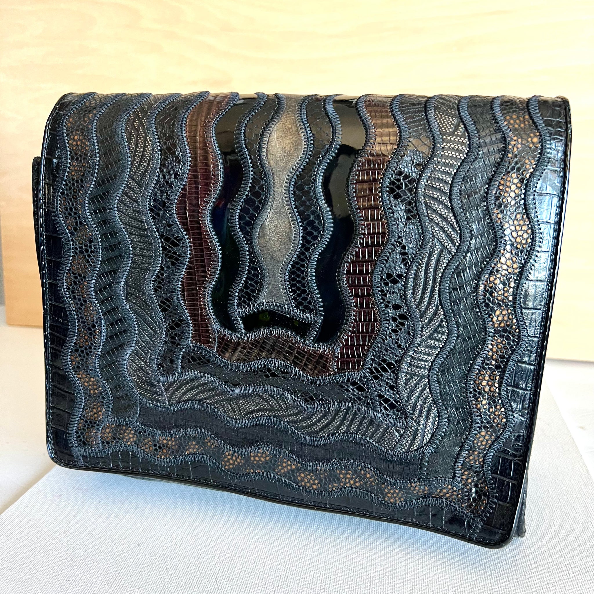 Black Square Vintage Sharif Handbag