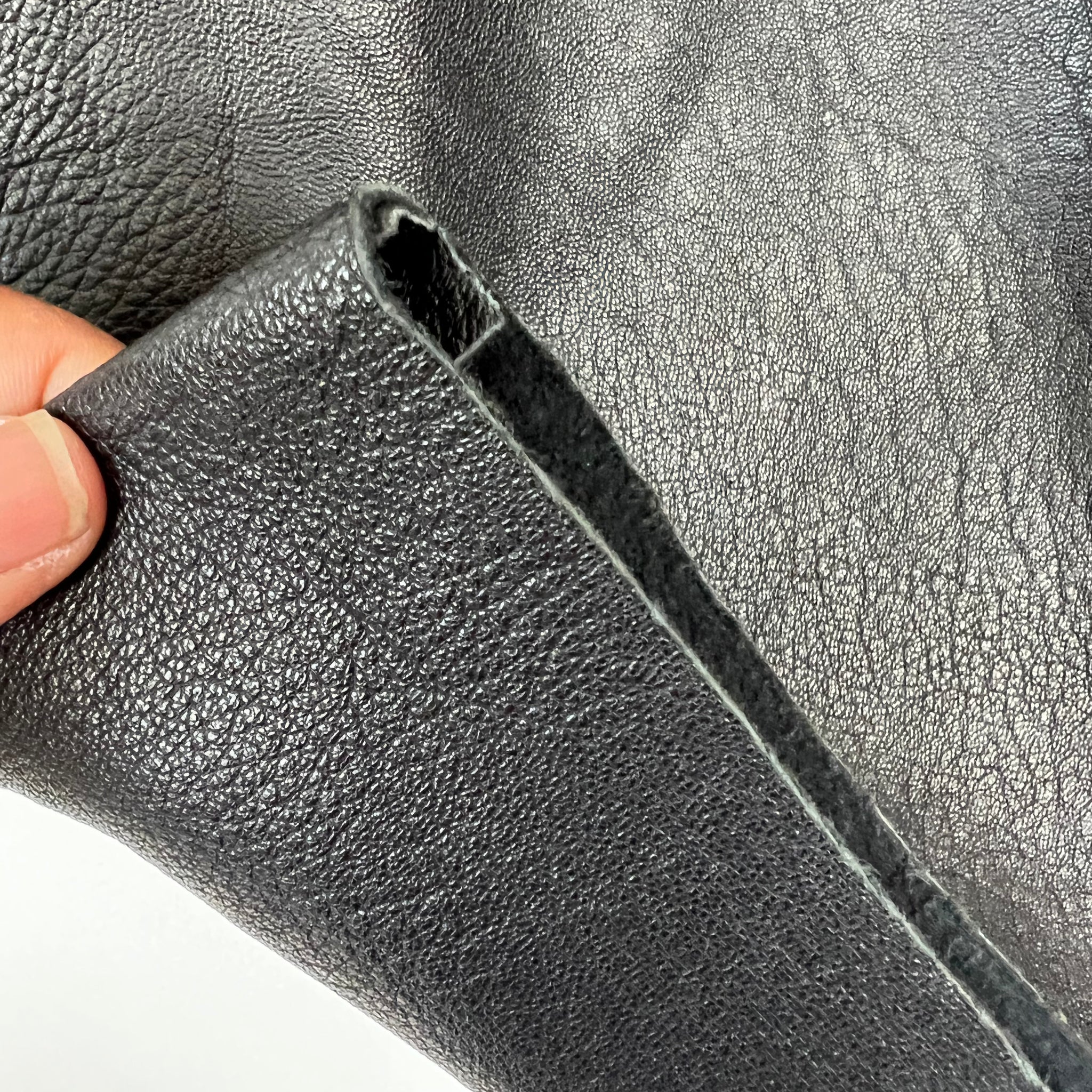 Live: 30 Vintage Black Leather Capri Pants