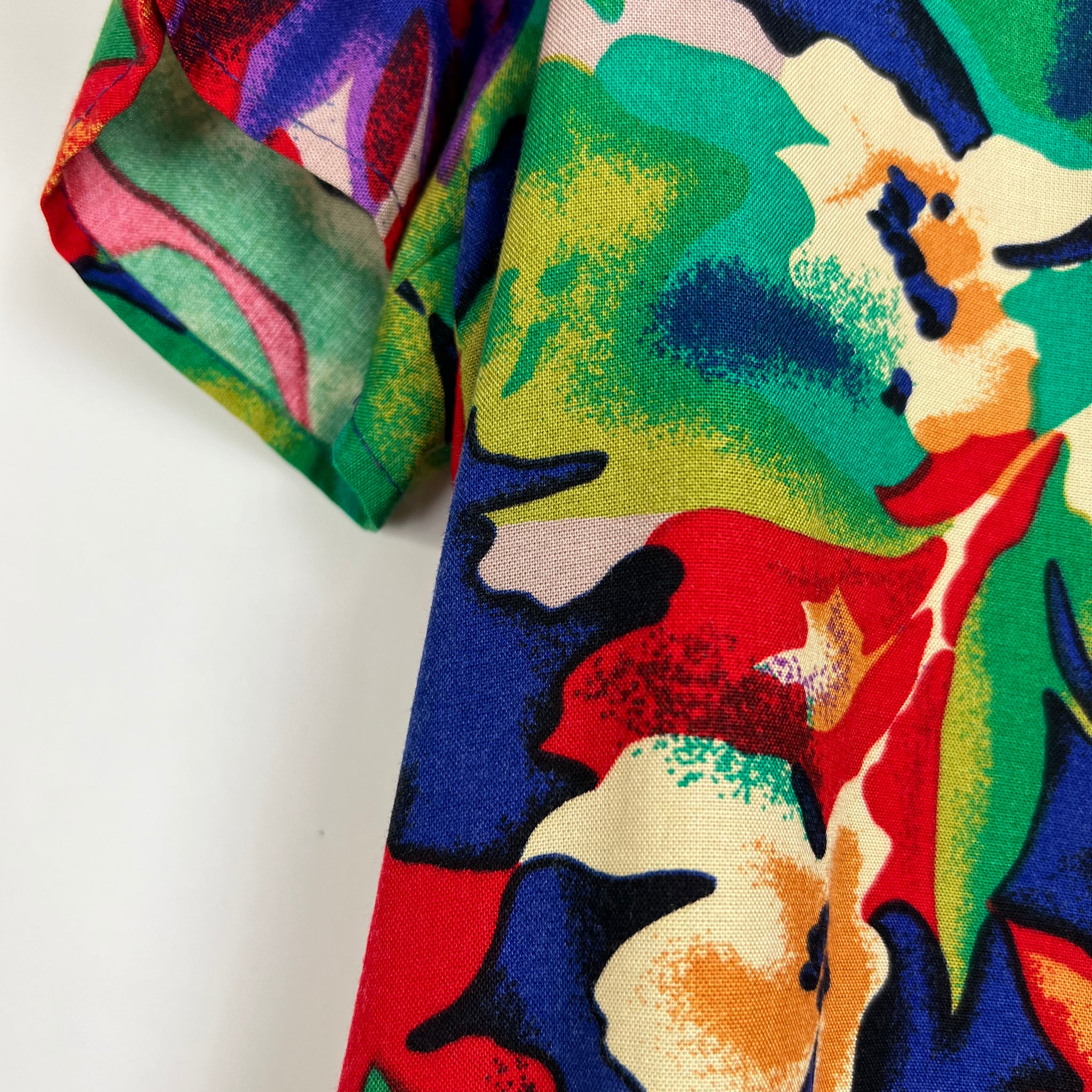 Live: 128 Garden Bold Print Top