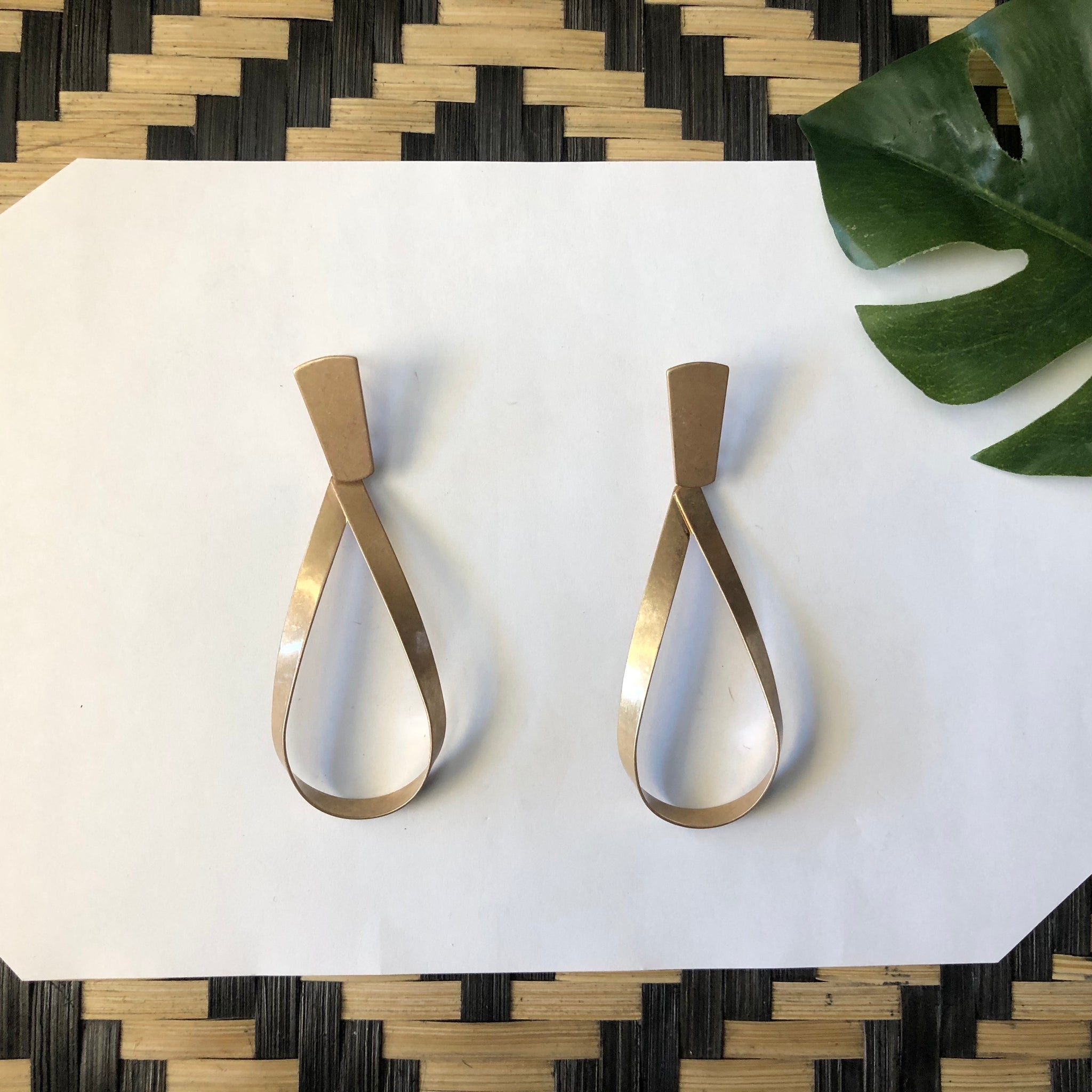 Bora Earrings