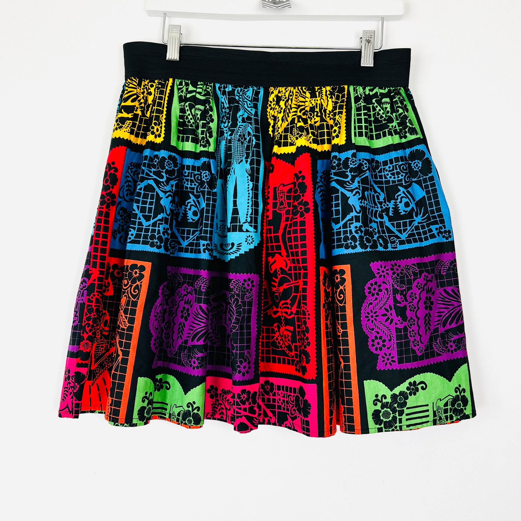 Live: 34 Colorful Circle Skirt