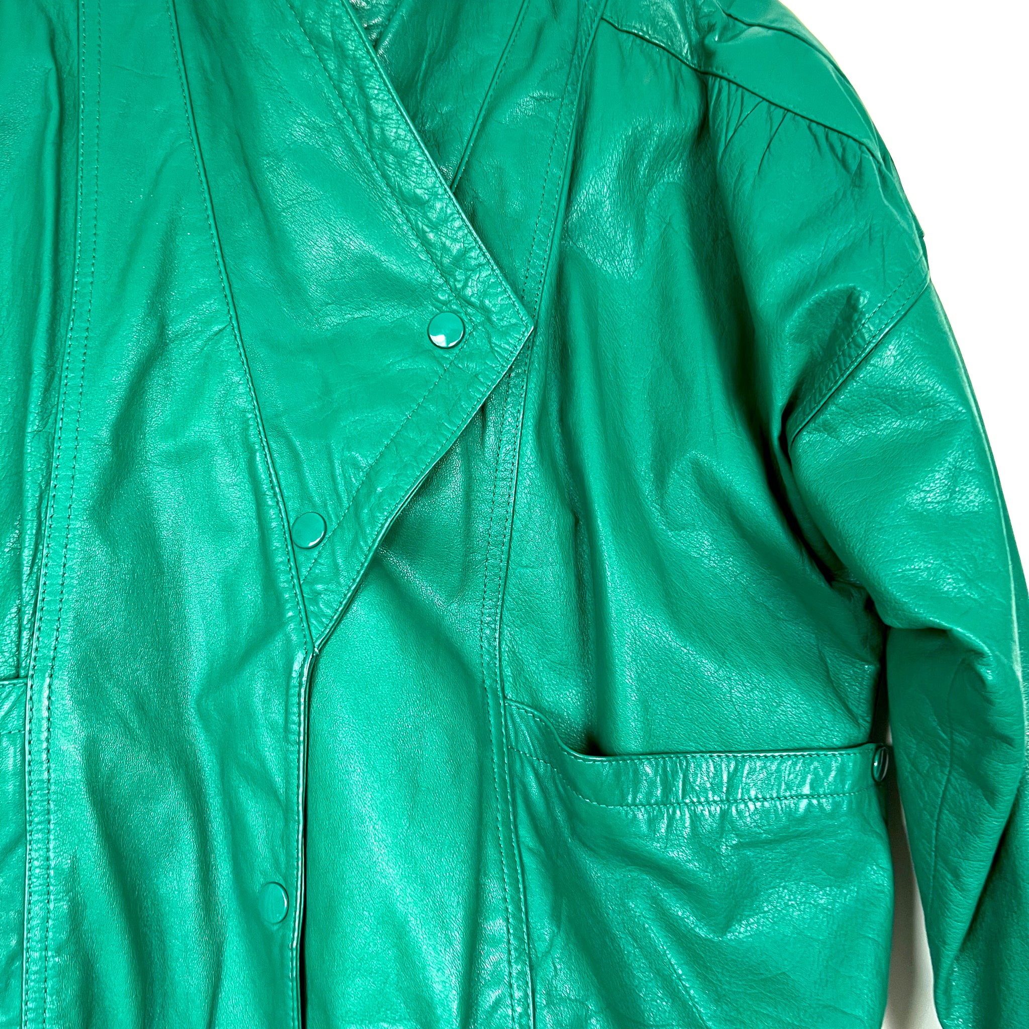 Live: 142 Vintage Green Jacket
