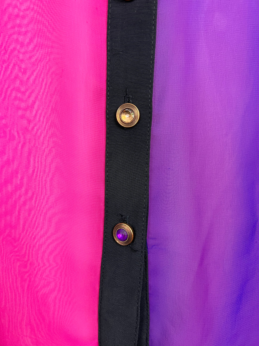 Live: 125 Vintage Sheer Color Block Top
