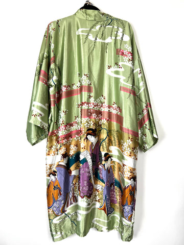 Live: 16 Vintage Geisha Robe