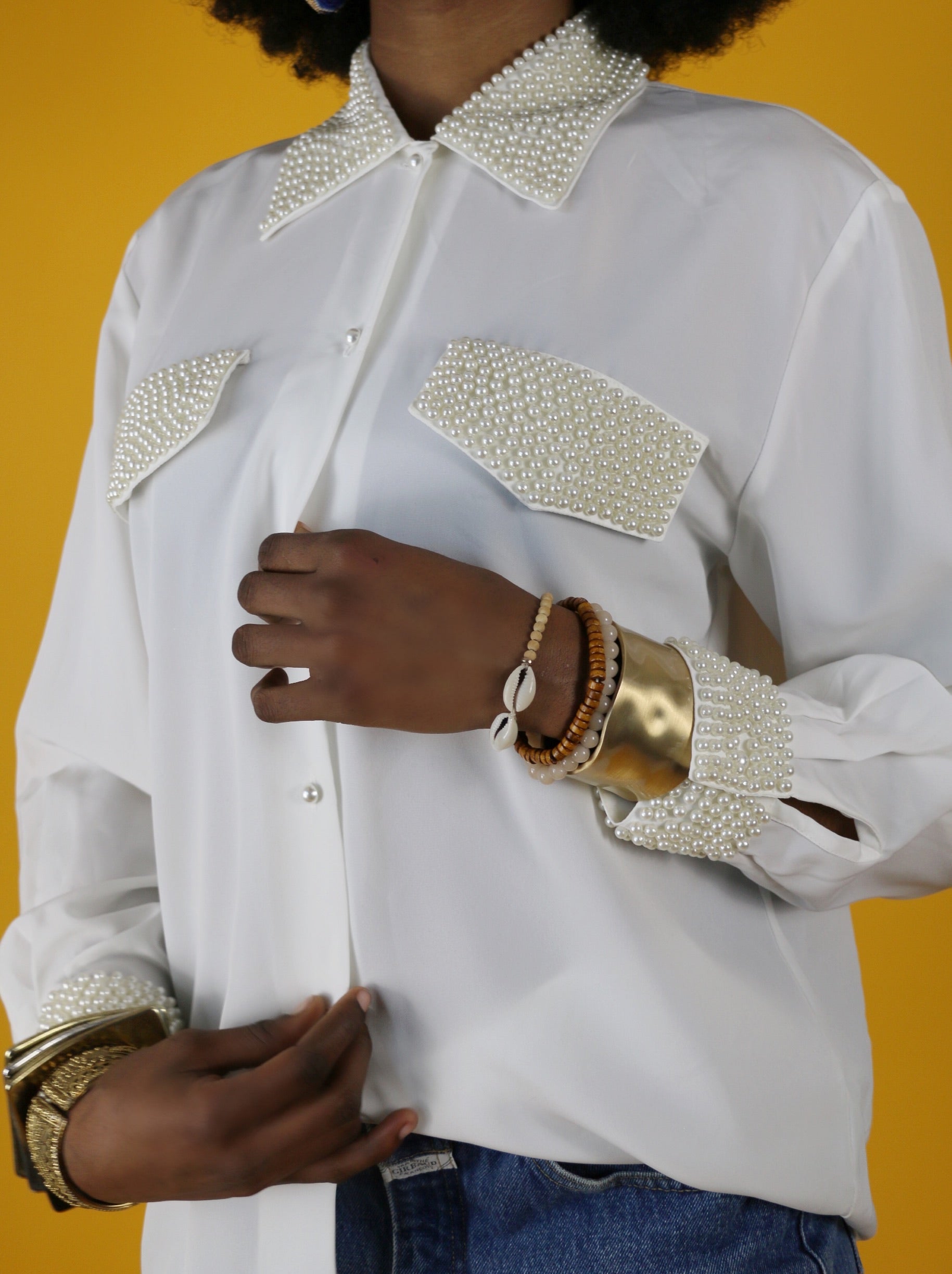 Live: 69 Vintage Pearly Girl Blouse