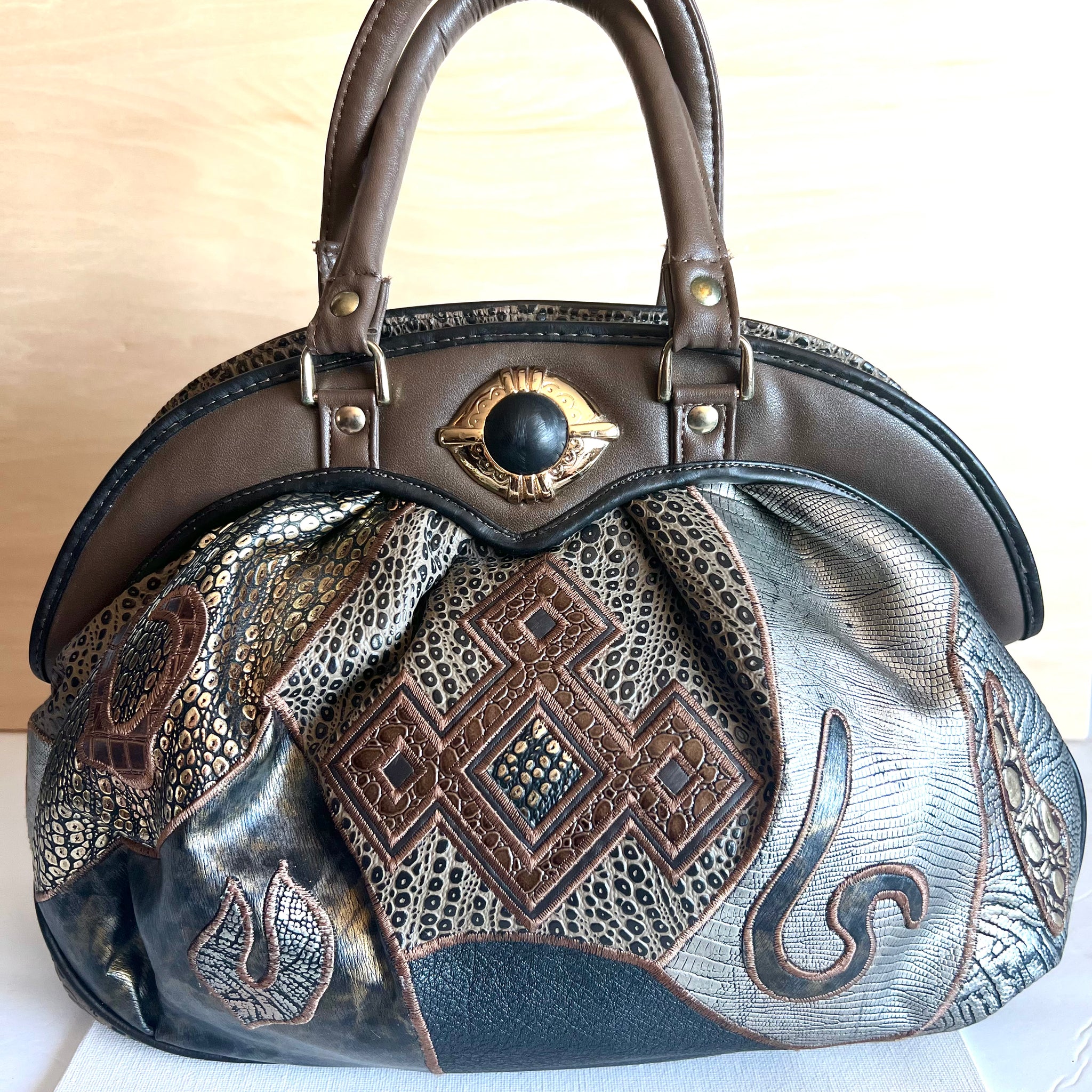 Vintage Wide Mouth Nas Handbag