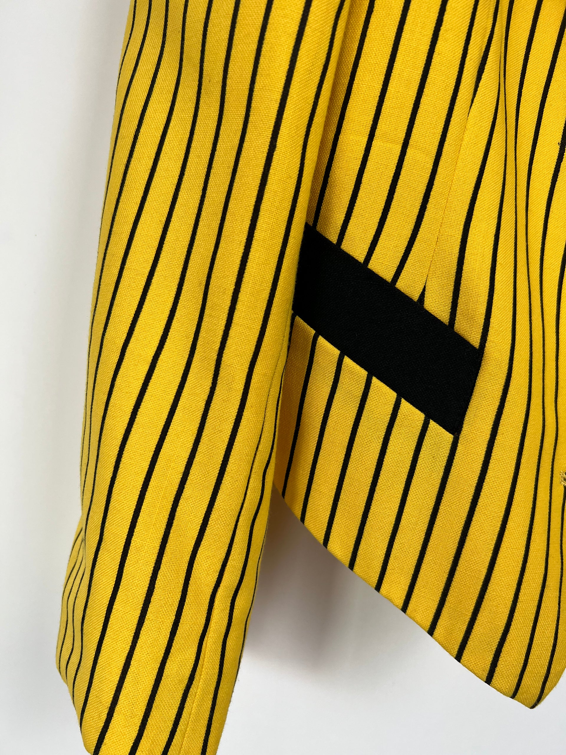 Live: 116 Vintage Yellow Striped Blazer