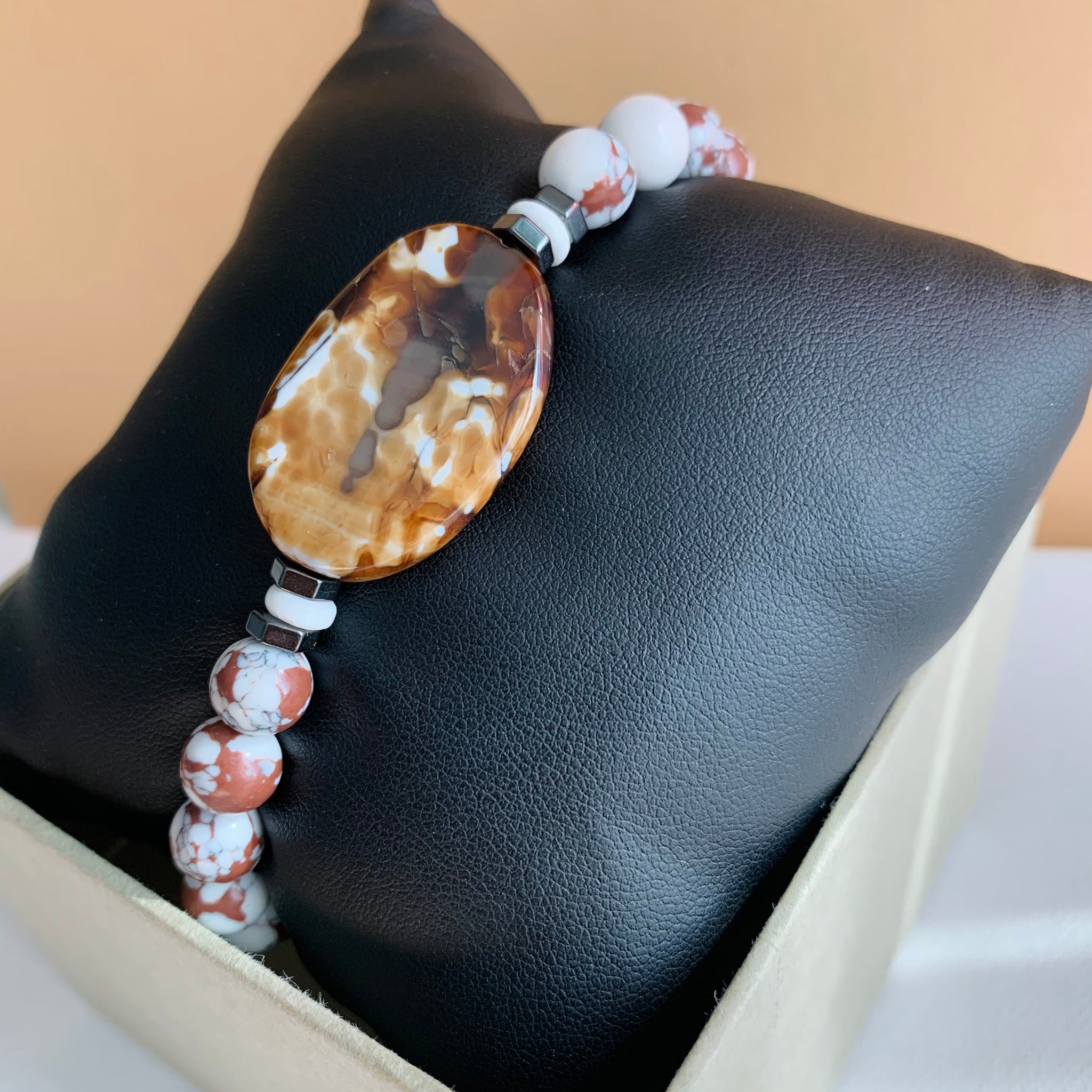 Howlite and Agate Stone Bracelet