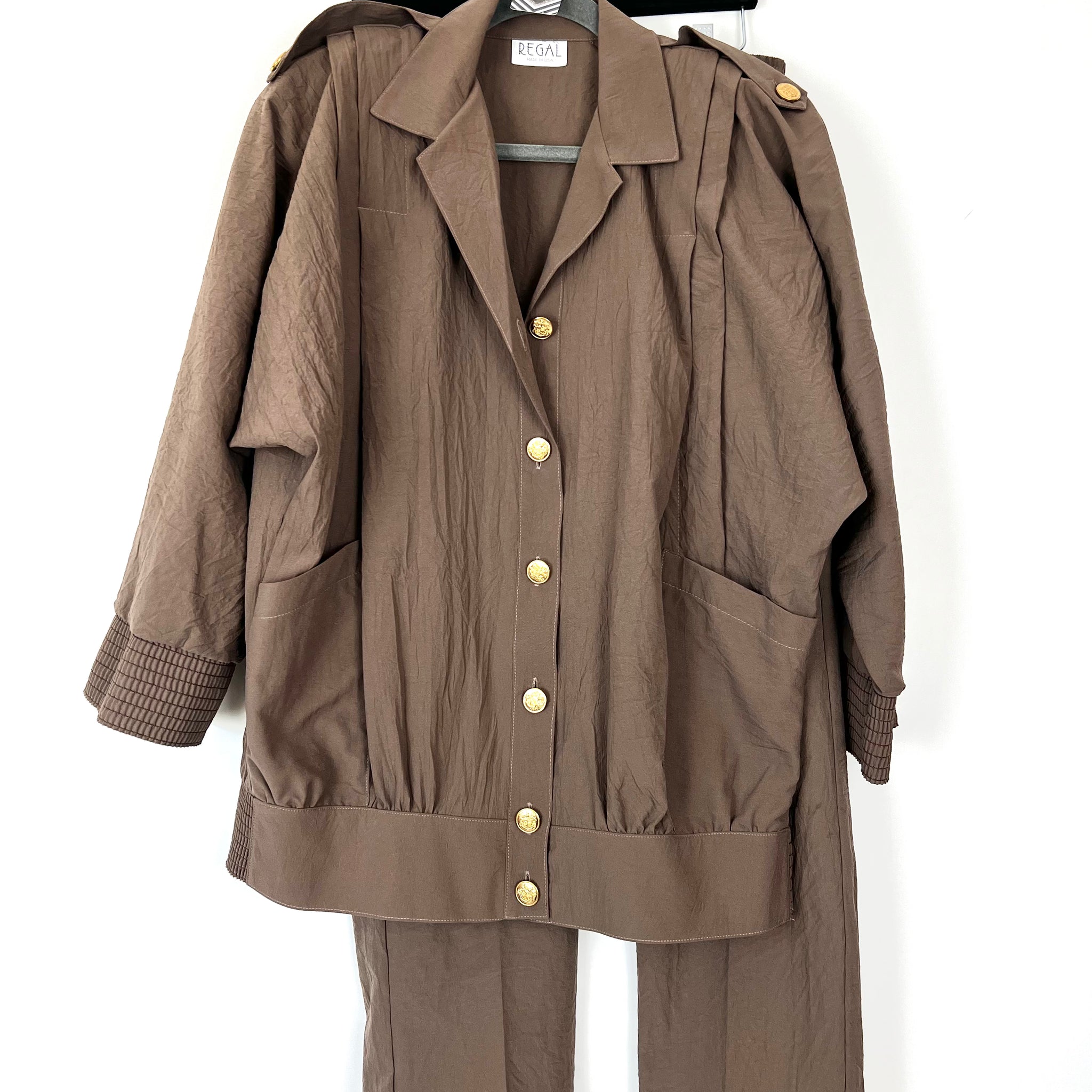 Live: 98  Taupe Capri Pants Set